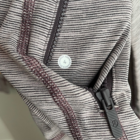 Lululemon Define Jacket *Luon We are From Space Frosted Mulberry NWT - Picture 16 of 16